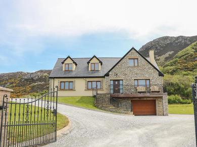 Holiday home Mulroy View