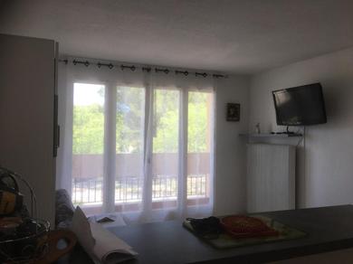 Apartments studio lumineux avec terrasse