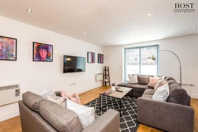 Holiday home Host Apartments - Beautiful Central 2 Bed Apt - L1's Doorstep