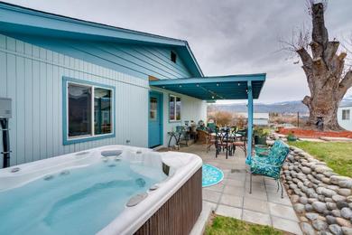 Holiday home East Wenatchee Home with Yard and Hot Tub!