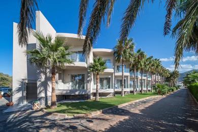 Отель Aeolos Beach Resort