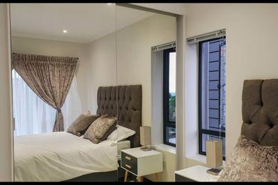 New and Luxurious Lonehill apartment