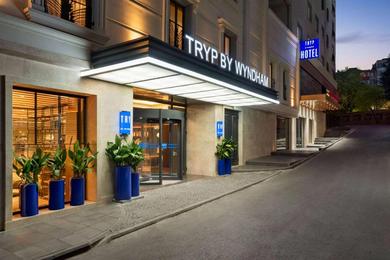 Отель TRYP By Wyndham Istanbul Sisli Hotel