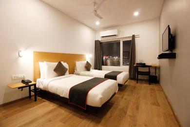 Hotel Super OYO Townhouse 176 Rajdhani Residency