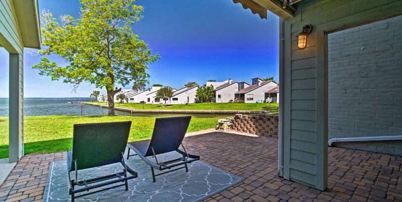 Holiday home Relaxing Escape on Lake Livingston with Patio!