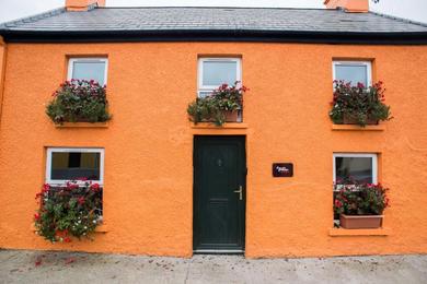 Дом отдыха Charming 2-Bed House in West Cork Cupid's Cottage