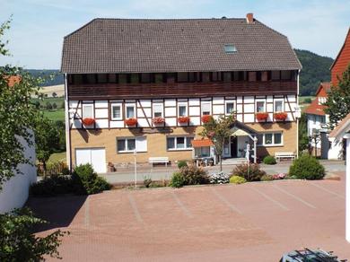 Отель Hotel garni Zum Reinhardswald