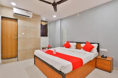 Hotel OYO 16675 Hotel Shri Krishna Inn