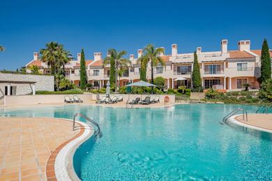 Дом отдыха Luxury Townhouse in Gated Resort, Palmyra Vila Sol