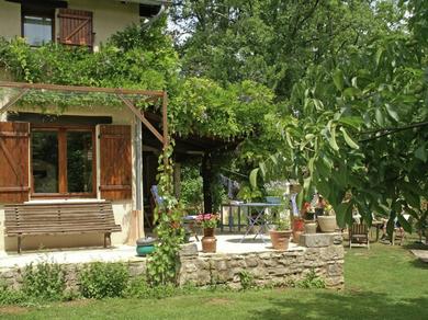 Holiday home Cosy Holiday Home in Parisot with Swimming Pool
