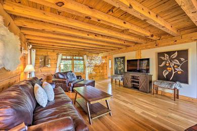 Powderhorn Mountain Cabin Pool Access and Game Room