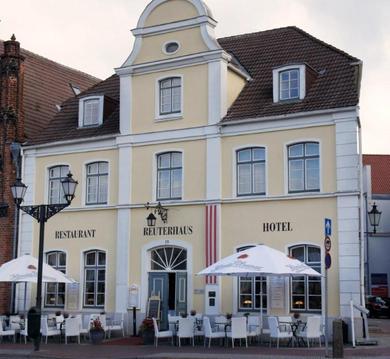 Отель Hotel Reuterhaus Wismar
