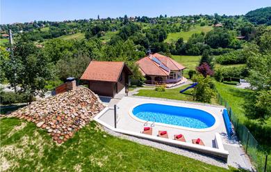 Дом отдыха Stunning Home In Varazdin Breg With 2 Bedrooms, Wifi And Outdoor Swimming Pool