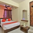 Hotel OYO 2427 Hotel Raj Palace