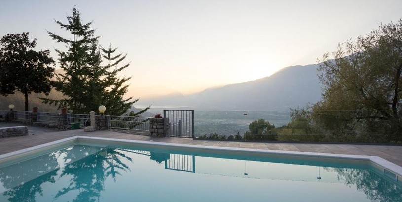 Holiday home Gorgeous Mansion in Pisogne with Private Swimming Pool