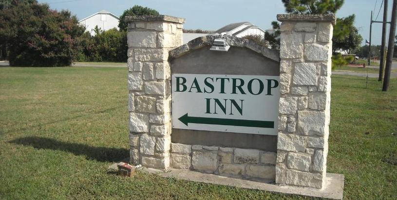 Мотель Bastrop Inn