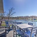 Дом отдыха Lake of the Ozarks Gem Dock and Outdoor Space!