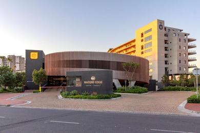 Apartments Waters Edge Aparthotel by HostAgents