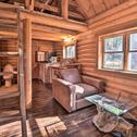Дом отдыха Custom Bitterroot Valley Cabin with Hot Tub and Views!