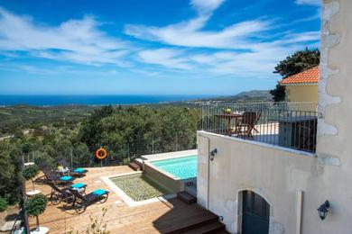 Вилла Villa Cretan View with Heated Swimming Pool