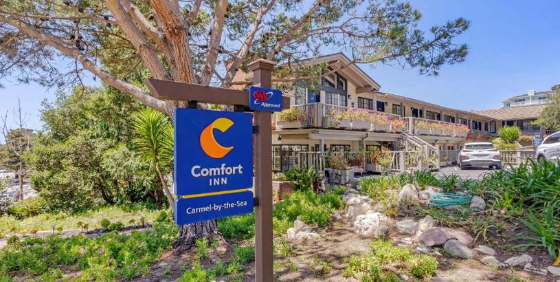 Отель Comfort Inn Carmel By the Sea