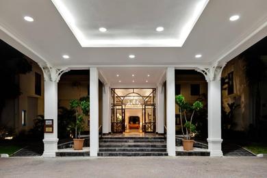 Отель Protea Hotel by Marriott George King George