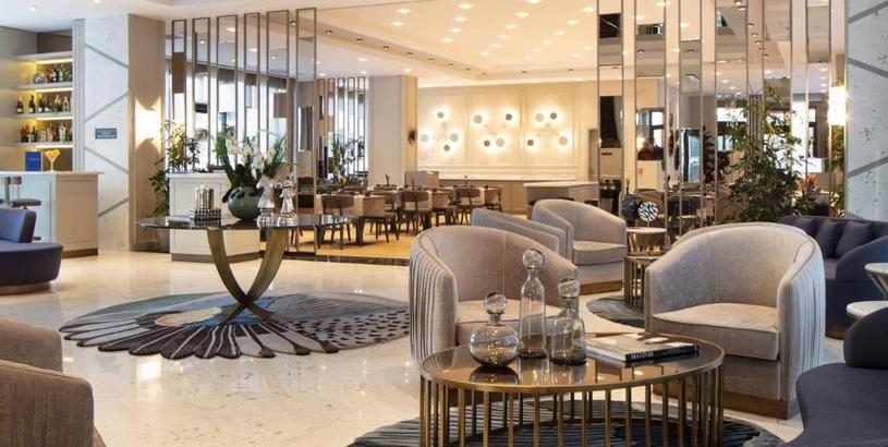 Отель Delta Hotels by Marriott Istanbul Kagithane