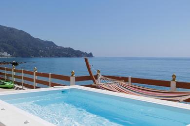Guest house Villa Renata & Villa Filippos by Konnect, private Plunge Pool included