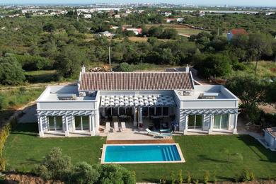 Вилла Semi-detached Villa With Pool In Rural Setting