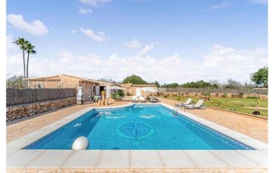 Holiday home Nice Home In Salqueria Blanca With 3 Bedrooms, Private Swimming Pool And Outdoor Swimming Pool