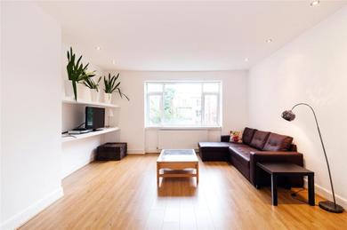 Апартаменты Bright Central London Apartments by DC London Rooms