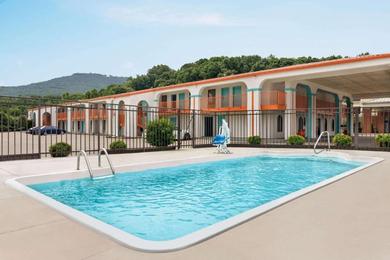 Hotel Howard Johnson by Wyndham Chattanooga Lookout Mountain
