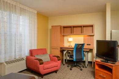 Hotel TownePlace Suites by Marriott Fort Meade National Business Park