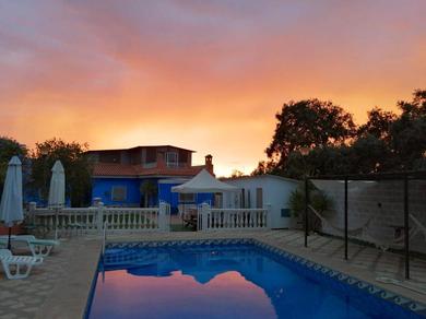 Villa 4 bedrooms villa with private pool enclosed garden and wifi at Guillena