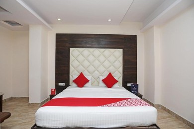 OYO Hotel Subhadra Residency