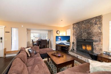 Holiday home Summit Run - Awesome Condo walking distance from the slopes!
