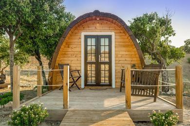Гостевой дом The Gold Pod, relax and enjoy on a Glamping house