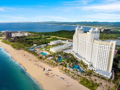 Resort Riu Emerald Bay - All Inclusive