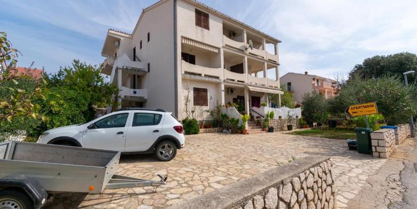 Apartments Apartments by the sea Mandre, Pag - 3084
