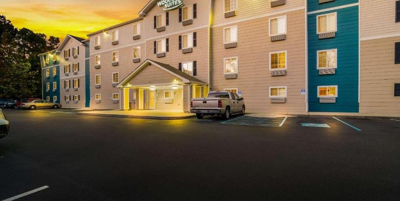 Hotel WoodSpring Suites | North Charleston Airport I-526