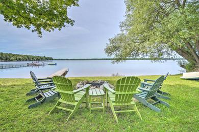 Holiday home Waterfront Paradise Lake Cottage with Pvt Dock!