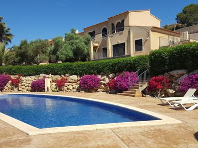 Villa Casa Josemar - Casa con piscina junto a la playa en Cala Romántica