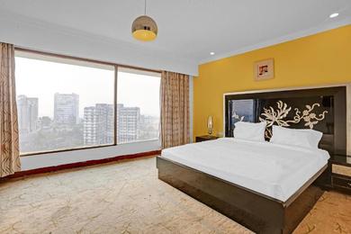Hotel Super OYO Townhouse 809 Royal Palms Hotel - Rose Collection