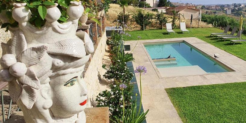 Villa Villa Tommaso Maruggi, Sicilia, con Jacuzzi e piscina privata
