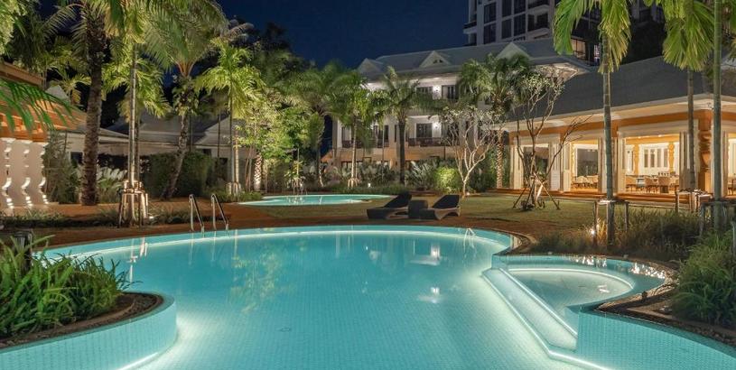 Курорт The Pe La Resort, Phuket - SHA Extra Plus