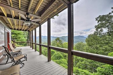 Holiday home Bryson City Cabin with Hot Tub about 10 Mi to Dtwn!