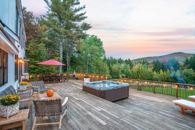 The Mansion-Rustic Contemporary W Hot Tub & Views