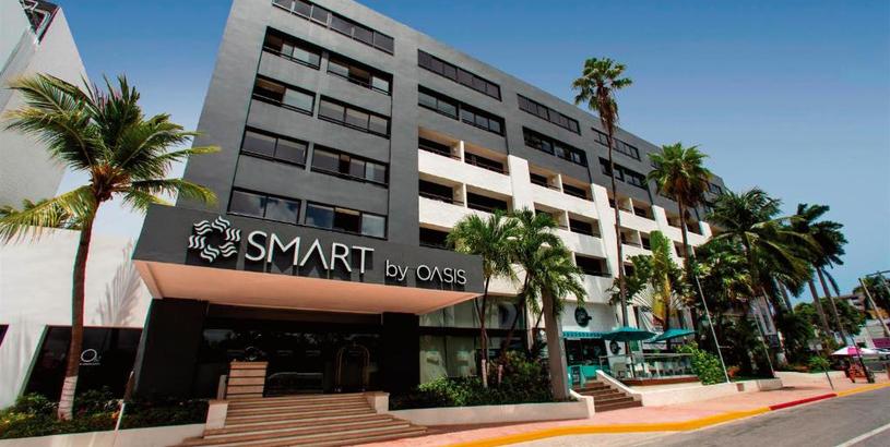 Отель Smart Cancun by Oasis