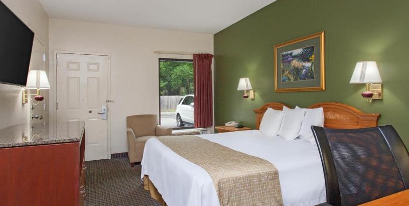 Отель Travelodge by Wyndham Port Wentworth Savannah Area