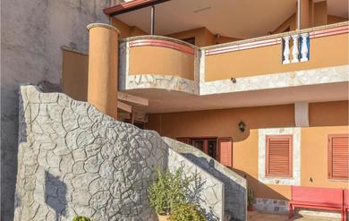 Apartments Nice apartment in LIMBADI with 1 Bedrooms and WiFi